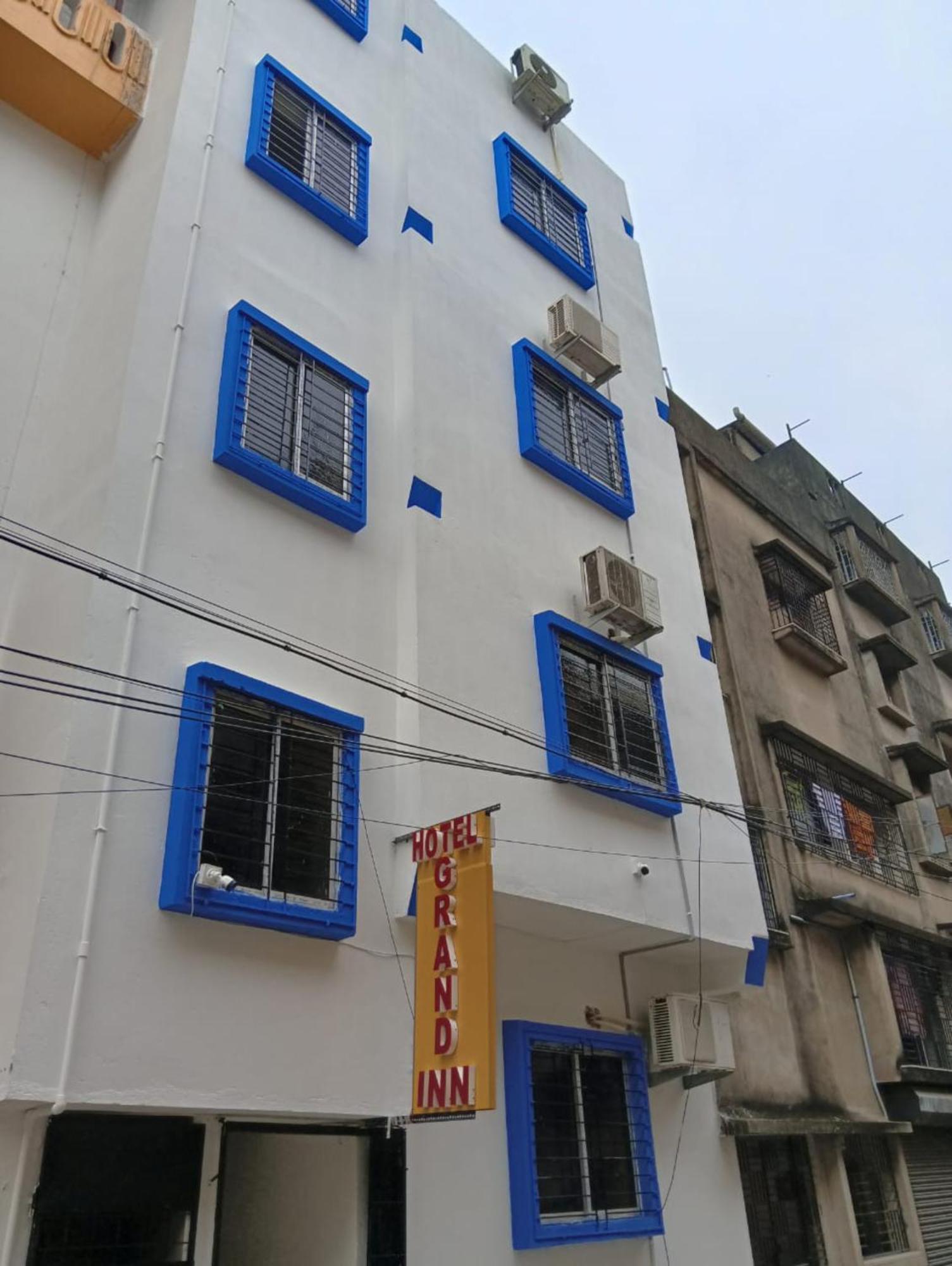 Goroomgo The Grand Inn Ruby Kolkata Exterior photo